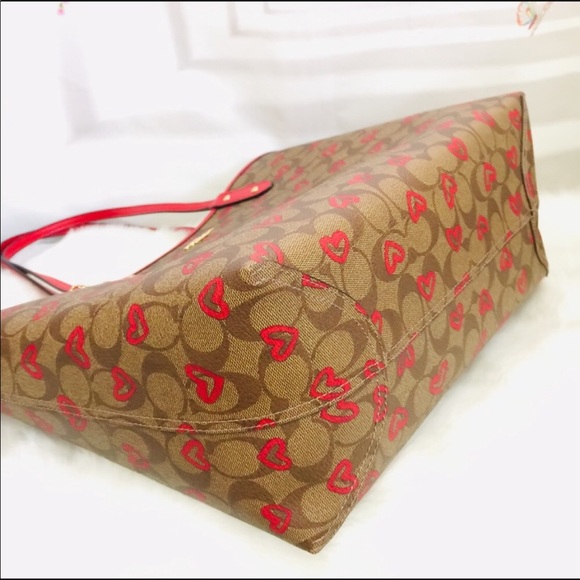 NWT Coach Heart ❤️ Reversible Tote Bag - Picture 3 of 8